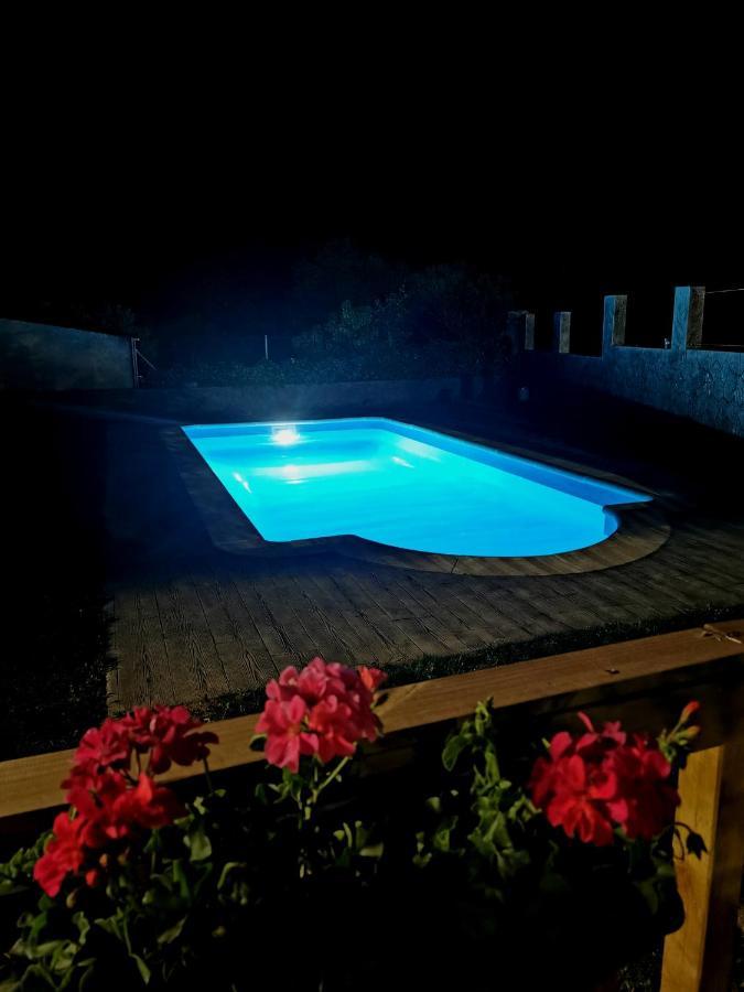 Hotel Rural Covarrubias Bagian luar foto